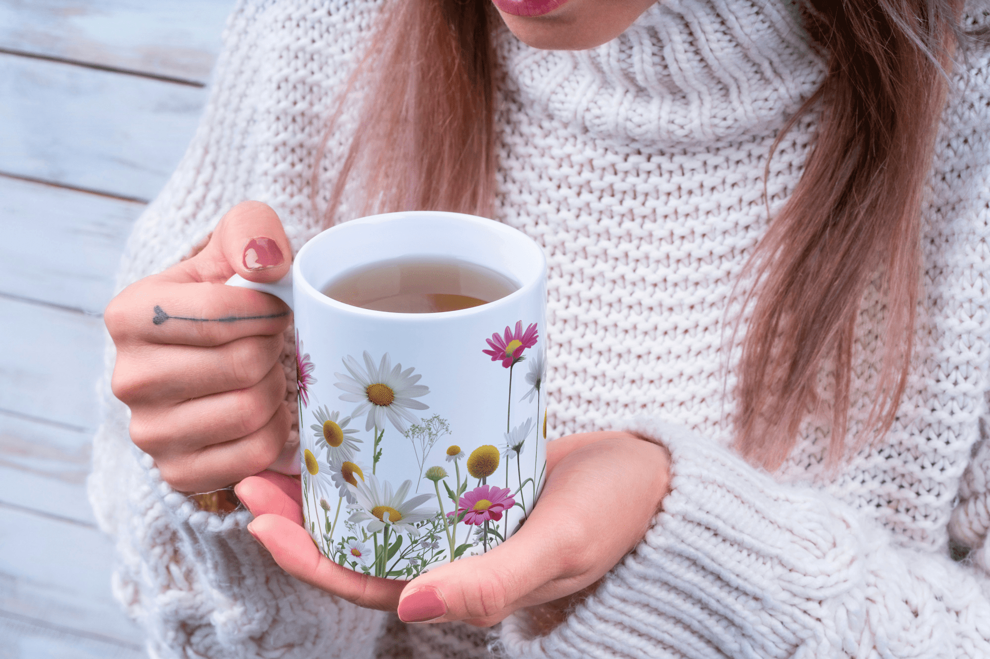 Blomstereng Kopp – Sommerlig og Fargerik Hvit Kaffekopp - masdam.cheer
