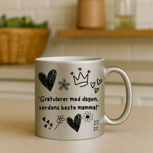 Bursdags krus til mamma – Gratulerer med dagen, verdens beste mamma! – metallisk krus med personlig tekst - masdam.cheer