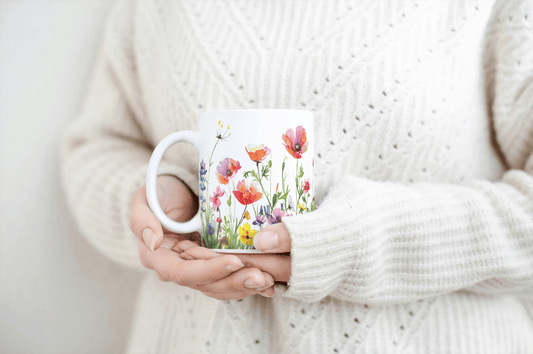 Hvit Kopp med Villblomstmagien – Fargerikt og Sommerlig Design - masdam.cheer