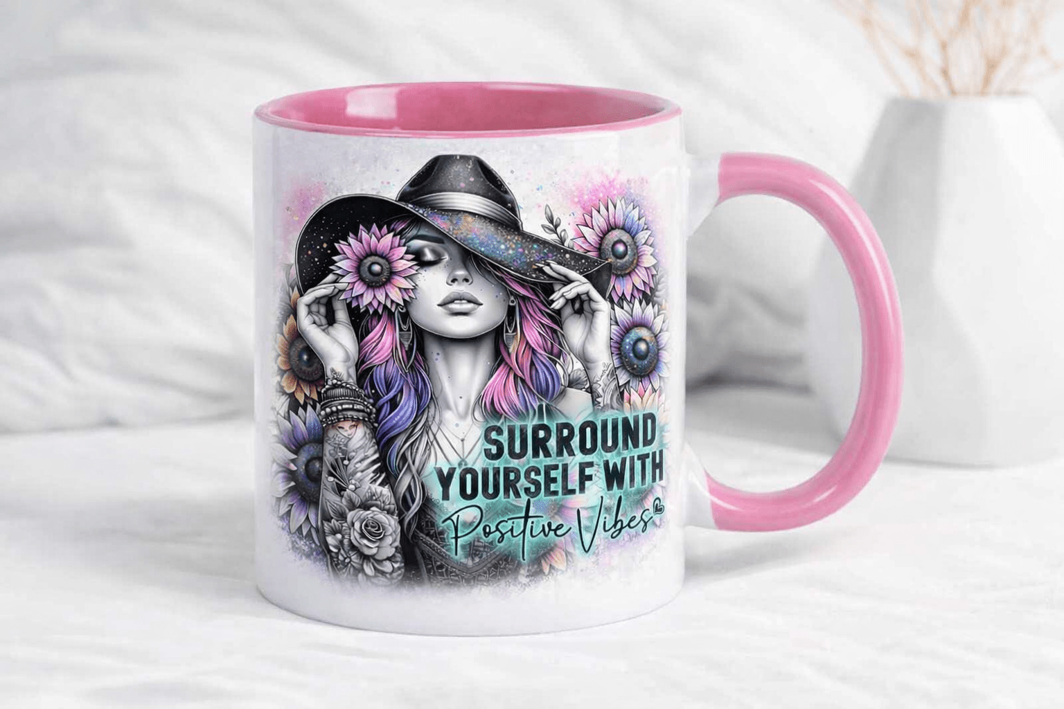 Krus med tekst – Positive Vibes - Rosa hank og innside - masdam.cheer