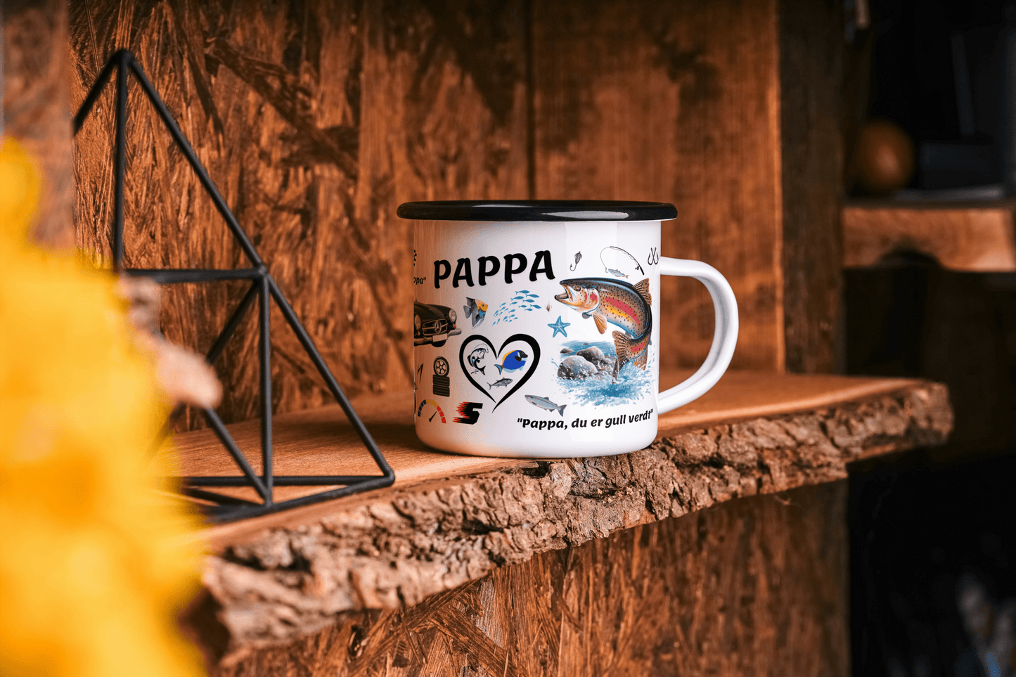 Personlig emaljekopp til pappa – bil og fiske design - masdam.cheer